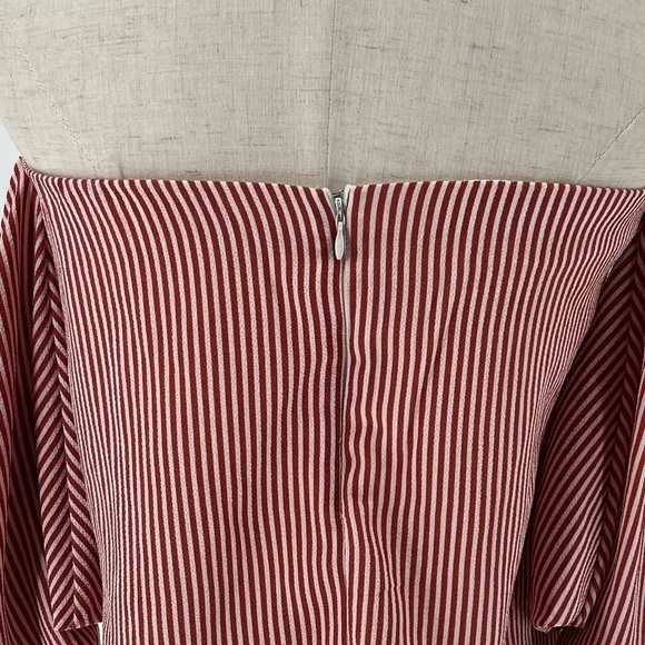 Good Luck Gem Off the Shoulder Striped Crop Top - Picture 5 of 7